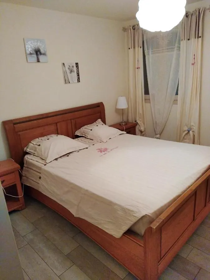 Maison Accueillante A Nant Avec Piscine Partagee Holiday home